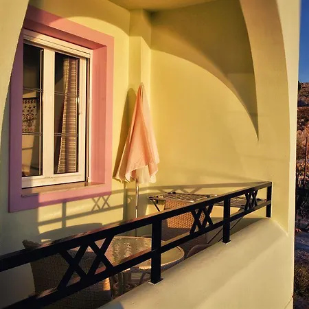 Village Χαράκι